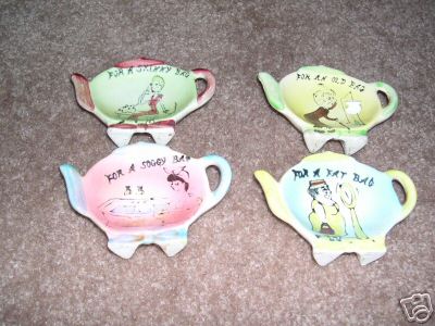 SOCOSY Vintage Flower Porcelain Tea Bag Holder Teapot Shaped Tea